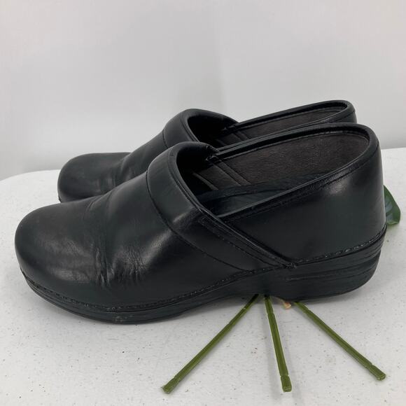 Dansko Black Slip On Nurse Work Leather Heeled Full Back Comfort Clog Shoes - Picture 3 of 12